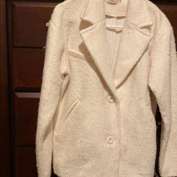 Women’s Pea Coat - Picture 3 of 8